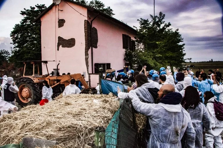 L’ATS VETERINARIA DI PAVIA NON HA REDATTO UN VERBALE DELLE OPERAZIONI DI UCCISIONE DEI MAIALI DI CUORI LIBERI