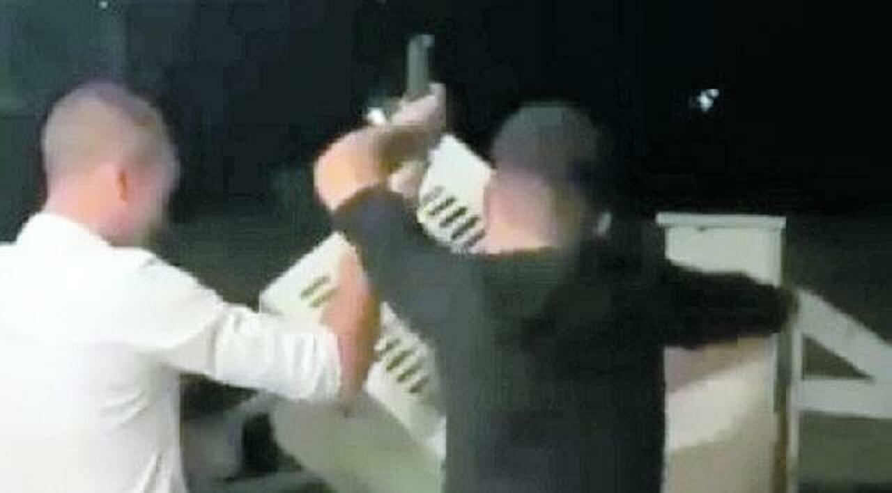 capretta anagni caricata in una carriola